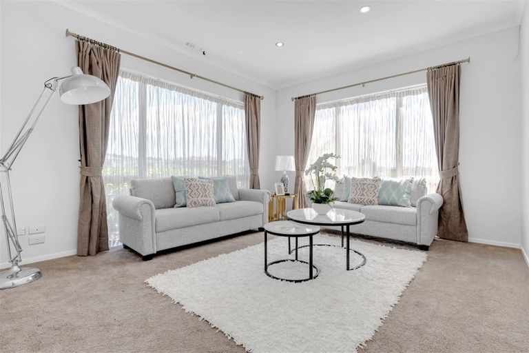 Photo of property in 20 Moville Drive, Flat Bush, Auckland, 2019