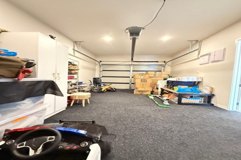 Photo of property in 16 Kapehu Road, Silverdale, 0932