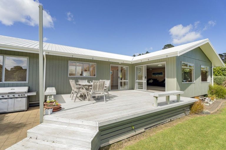 Photo of property in 5 Kawhero Drive, Kuaotunu, Whitianga, 3592