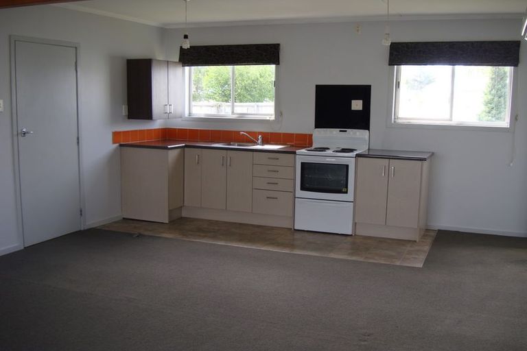 Photo of property in 18 Hunter Crescent, Twizel, 7901
