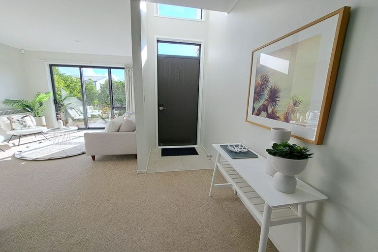 Photo of property in 1 Saltmarsh Road, Hobsonville, Auckland, 0616