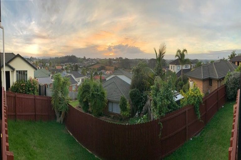 Photo of property in 12 Natasha Lane, Henderson, Auckland, 0612