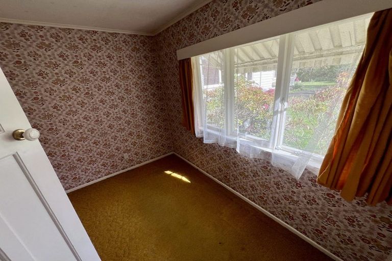 Photo of property in 33 Mcleod Road, Henderson, Auckland, 0612