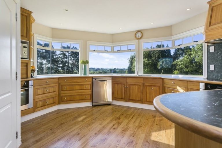 Photo of property in 170 Foster Road, Temple View, Hamilton, 3290