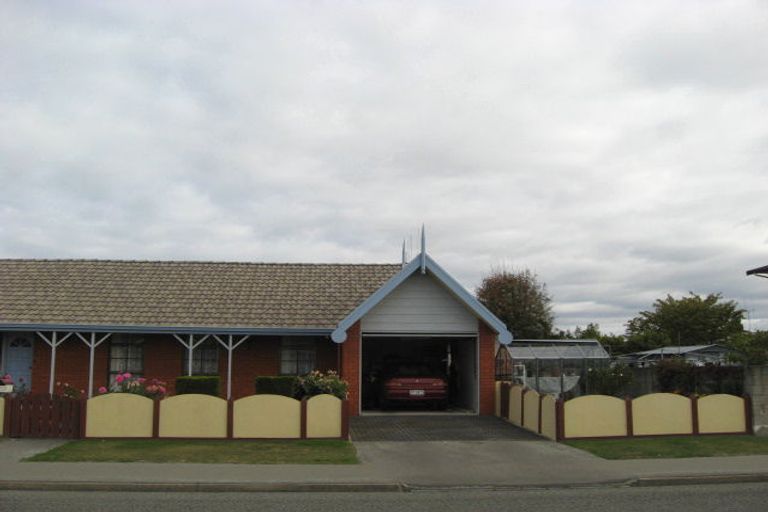 Photo of property in 1 Salisbury Crescent, Oamaru North, Oamaru, 9400