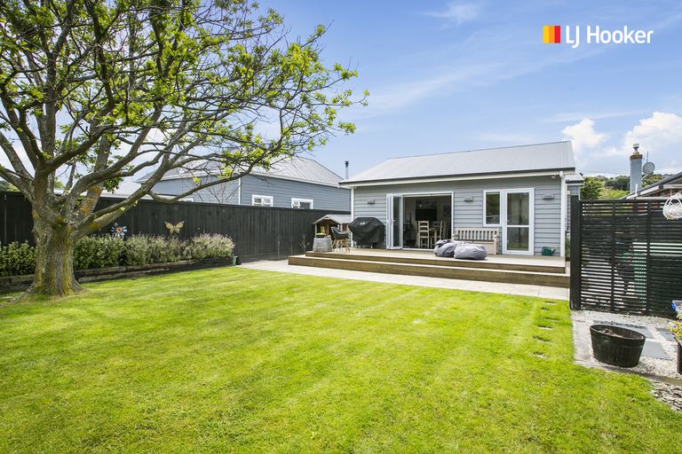 Photo of property in 24 Lochend Street, Musselburgh, Dunedin, 9013