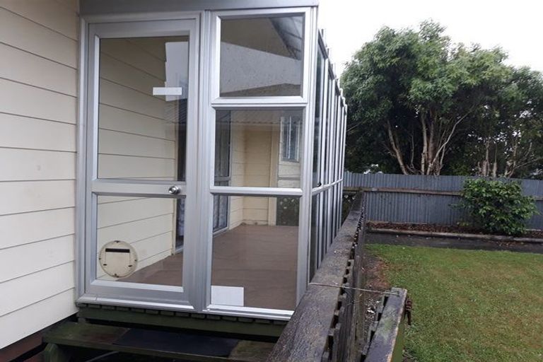 Photo of property in 15a Lancaster Street, Highbury, Palmerston North, 4412