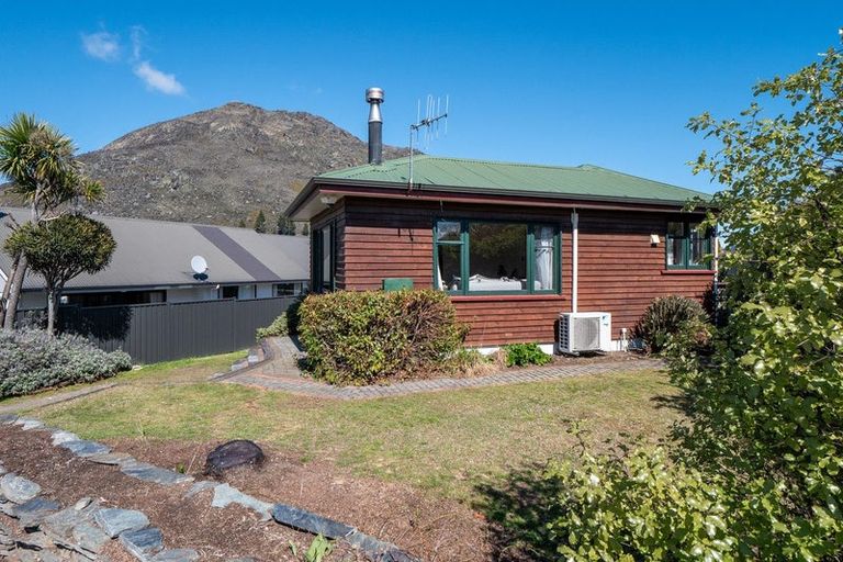 Photo of property in 8 Riverside Road, Frankton, Queenstown, 9300