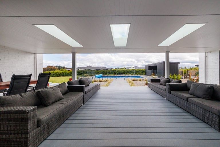 Photo of property in 12 Colquhoun Way, Kelvin Grove, Palmerston North, 4470