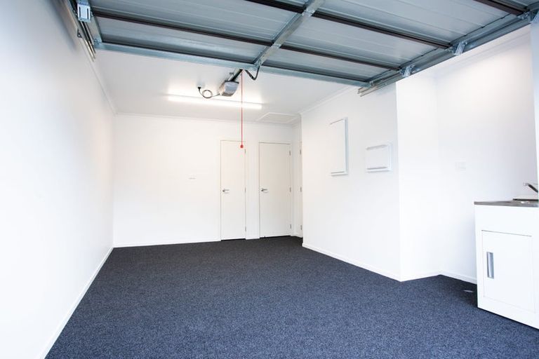 Photo of property in 2/35 Flynn Road, Hillcrest, Hamilton, 3216