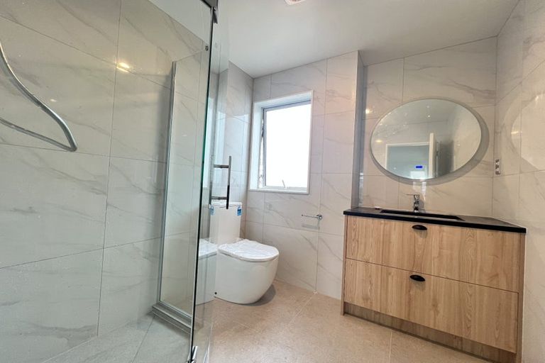 Photo of property in 7 Paretao Street, Massey, Auckland, 0614