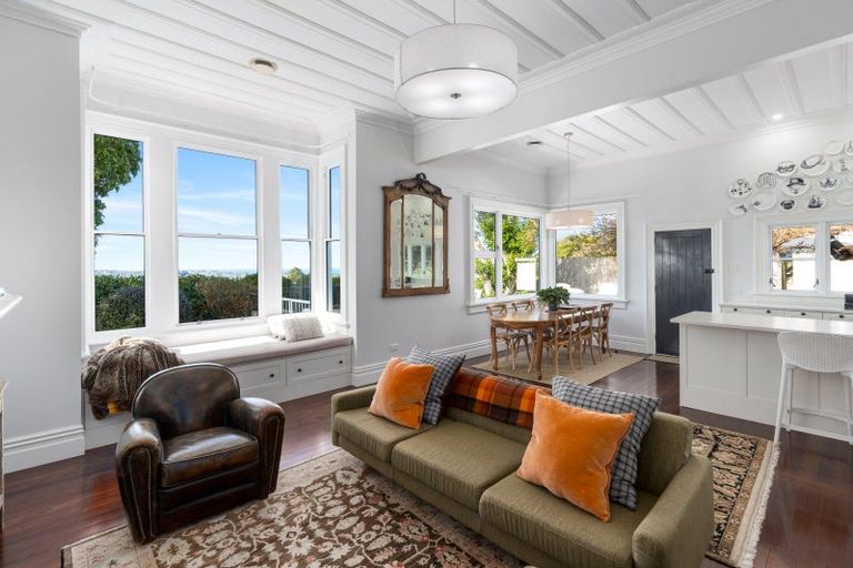 Photo of property in 2 Melrose Street, Roslyn, Dunedin, 9010