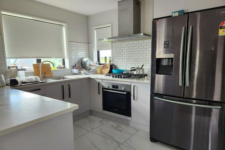 Photo of property in 1 Bryden Place, Halswell, Christchurch, 8025