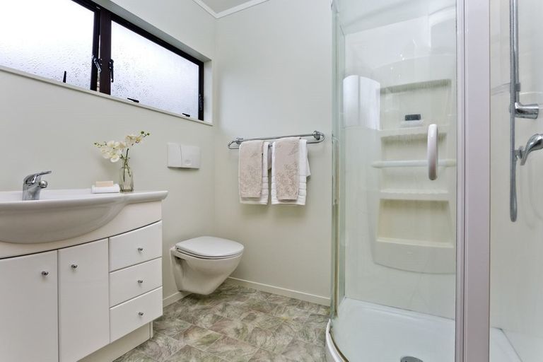 Photo of property in 116 Stapleford Crescent, Browns Bay, Auckland, 0630