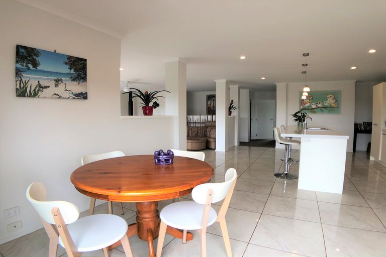 Photo of property in 30 Ruru Lane, Kerikeri, 0230