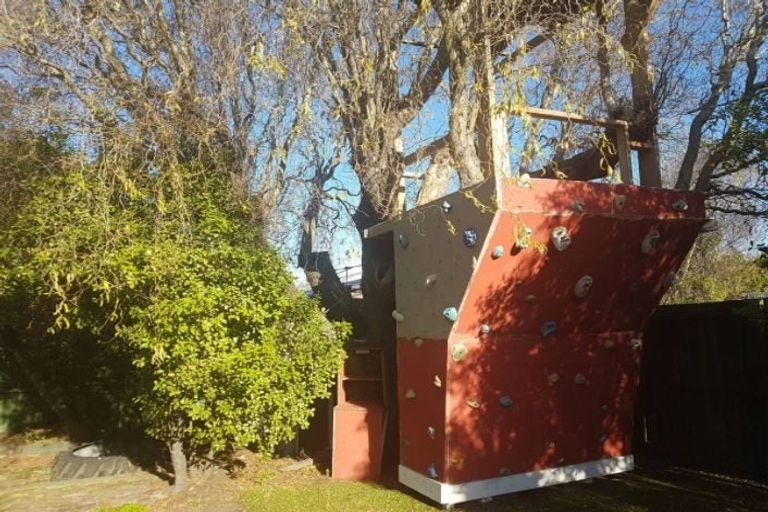 Photo of property in 123 Hawke Street, New Brighton, Christchurch, 8083