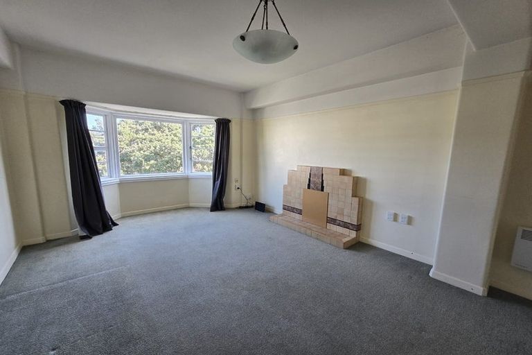 Photo of property in 82 Majoribanks Street, Mount Victoria, Wellington, 6011
