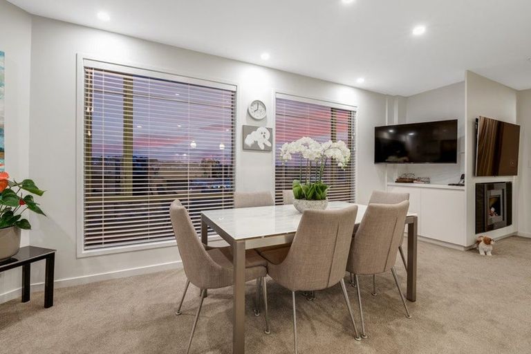 Photo of property in 31 Waterside Crescent, Gulf Harbour, Whangaparaoa, 0930