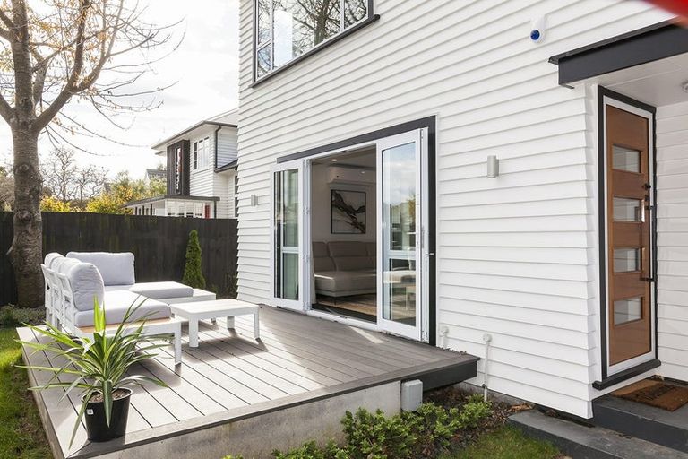 Photo of property in 138 Papanui Road, Merivale, Christchurch, 8014