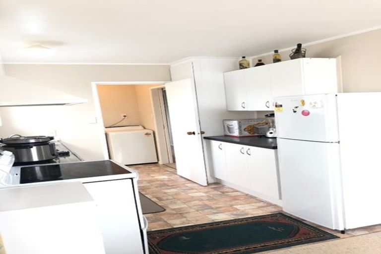 Photo of property in 1/6 Penion Drive, Flat Bush, Auckland, 2023