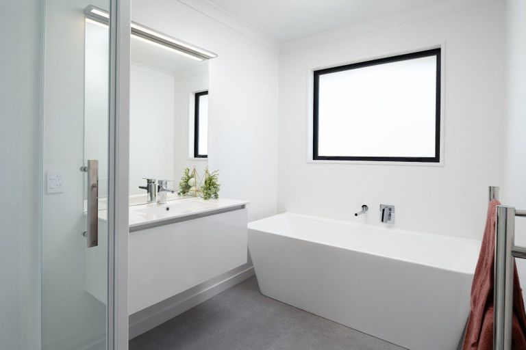 Photo of property in 10 Rose Manor Drive, Springlands, Blenheim, 7201