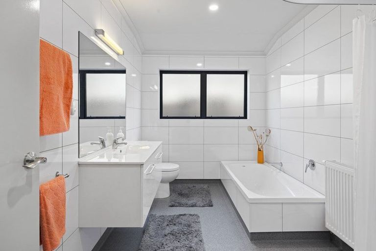 Photo of property in 26a Albion Street, Hawera, 4610