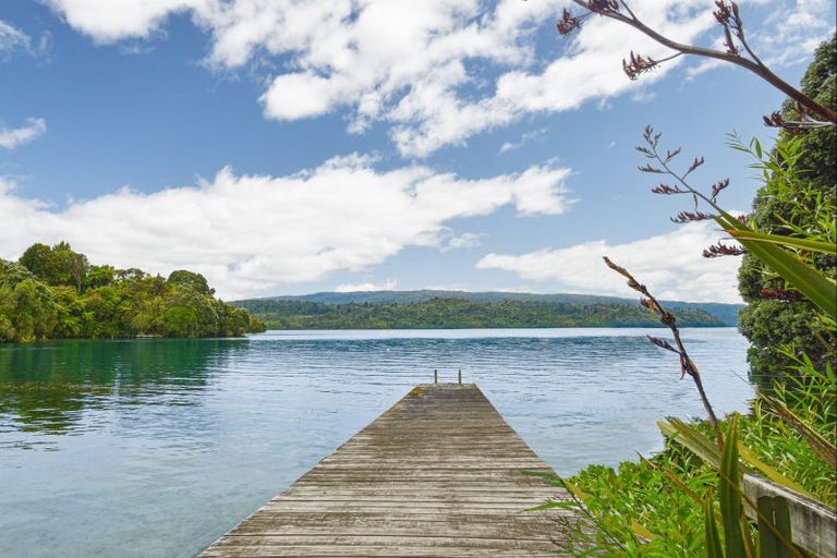 Photo of property in 303 Spencer Road, Lake Tarawera, Rotorua, 3076