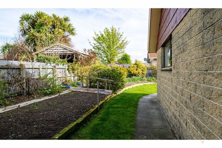 Photo of property in 35 Innes Street, Waimate, 7924