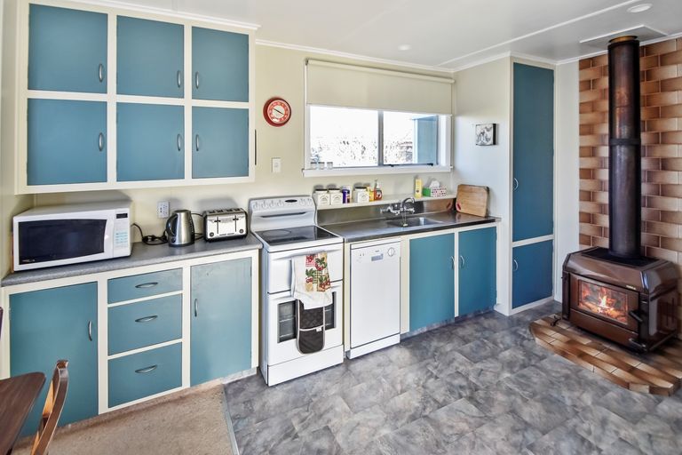 Photo of property in 8 Jollie Road, Twizel, 7901