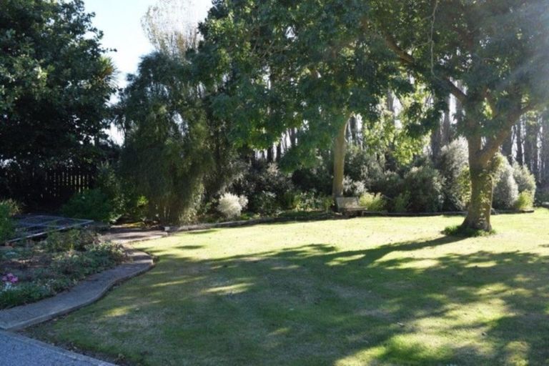 Photo of property in 2084 North Eyre Road, West Eyreton, Rangiora, 7475