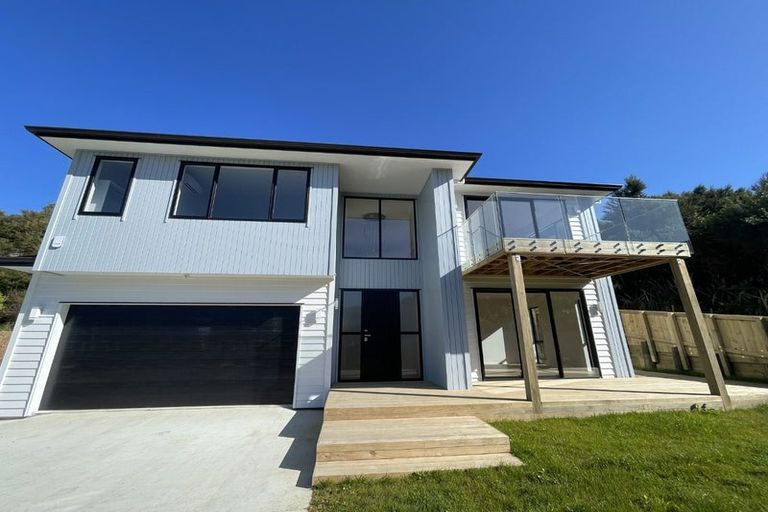 Photo of property in 10 Awaiti Way, Orewa, 0931