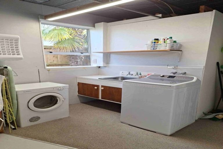 Photo of property in 37 Arthur Street, Whitianga, 3510