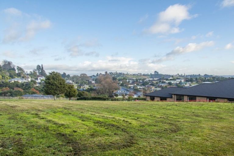 Photo of property in 21 Riverstone Drive, Welcome Bay, Tauranga, 3112