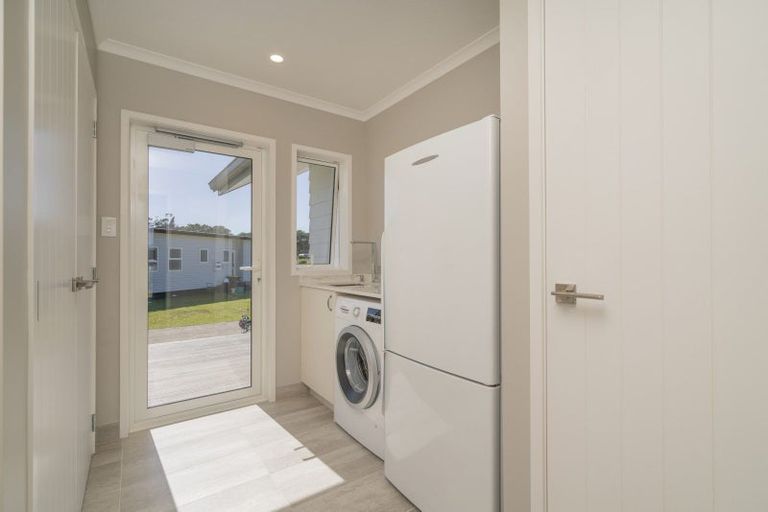 Photo of property in 165 Kelly Jade Avenue, Matarangi, Whitianga, 3592
