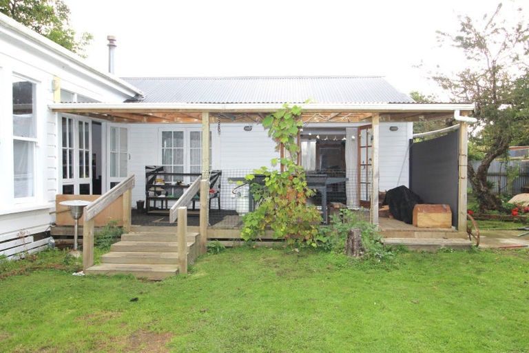 Photo of property in 61 Grey Street, Woodville, 4920
