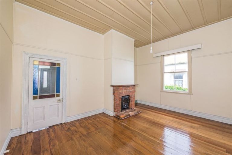 Photo of property in 37 Gibson Street, Aramoho, Whanganui, 4500