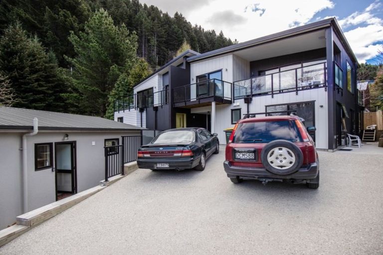 Photo of property in 39 Sawmill Road, Queenstown, 9300