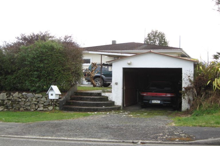 Photo of property in 15 Cromwell Street, Murchison, 7007