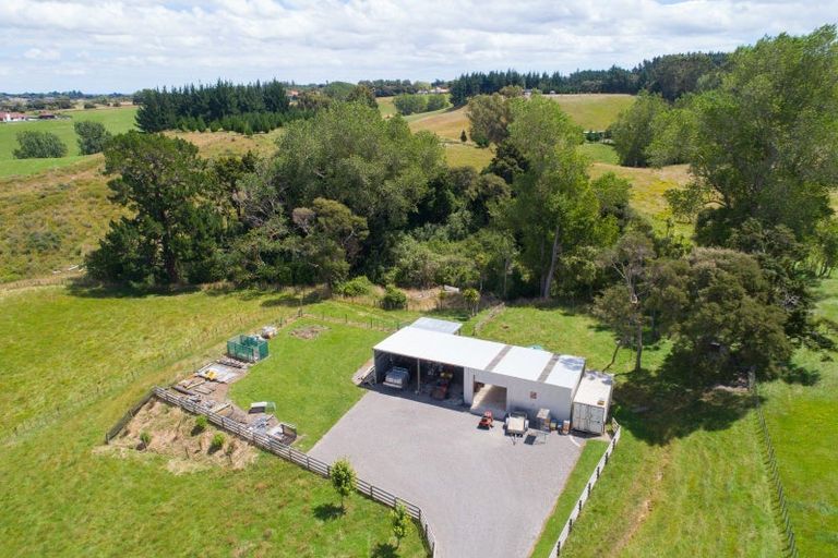 Photo of property in 137 Knorp Street, Halcombe, Feilding, 4779