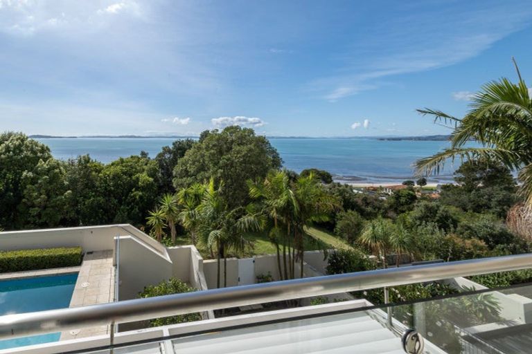 Photo of property in 35 Quedley Court, Eastern Beach, Auckland, 2012