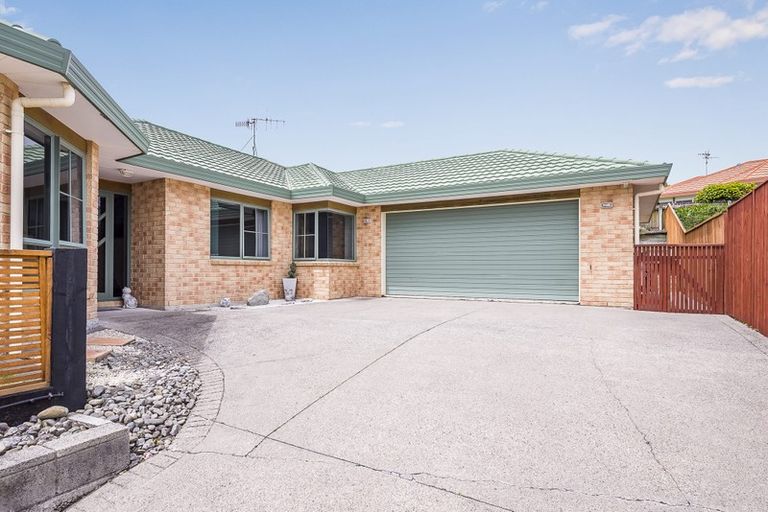 Photo of property in 127 Realm Drive, Paraparaumu, 5032