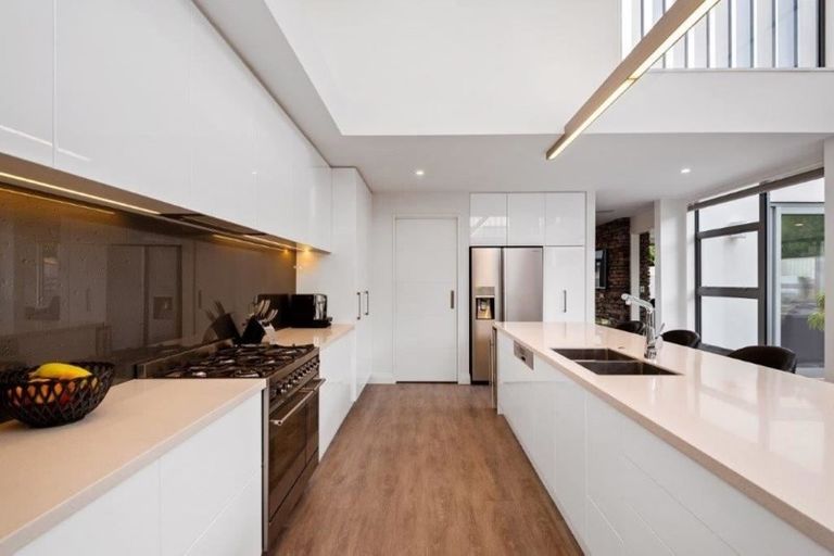 Photo of property in 5 Queenswood Gardens, Mairehau, Christchurch, 8052