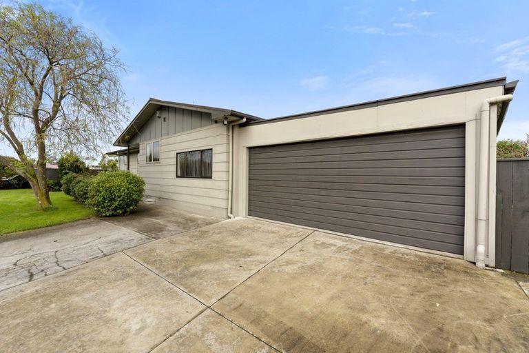 Photo of property in 1 Kimberley Grove, Westbrook, Palmerston North, 4412