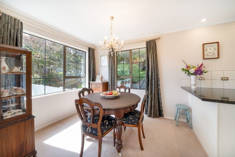 Photo of property in 8 Makatote Grove, Churton Park, Wellington, 6037