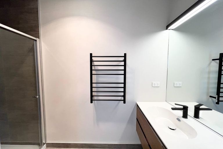 Photo of property in 1 Heri Lane, Westgate, Auckland, 0814