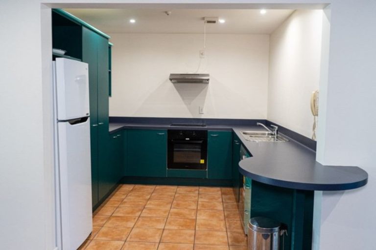 Photo of property in 210/6 Adams Avenue, Mount Maunganui, 3116