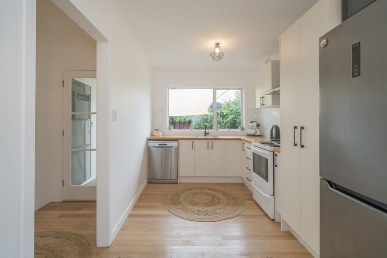 Photo of property in 20 Cook Drive, Whitianga, 3510