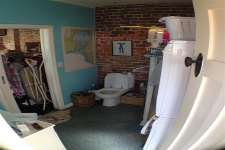 Photo of property in 72 Lyall Parade, Lyall Bay, Wellington, 6022