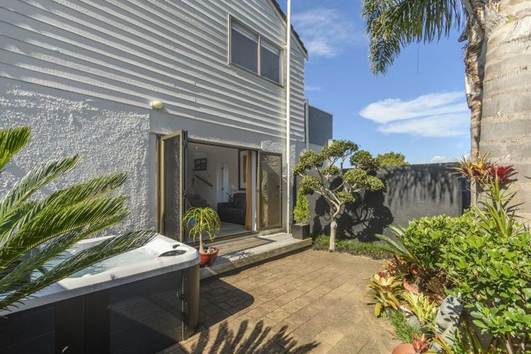 Photo of property in 5b Stratford Place, Otumoetai, Tauranga, 3110
