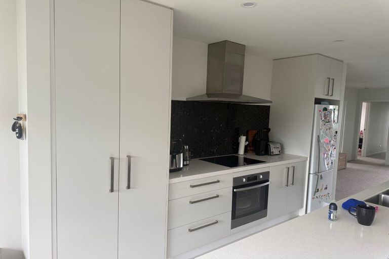 Photo of property in 8 Tomairangi Crescent, Pukekohe, 2120